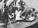 (22/63): Wiesawa i Jerzy KLeyna z dziemi na Mazurach<br>1964