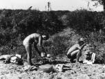(11/13): Wisła - Obiad na trasie spływu.<br>1983-08
