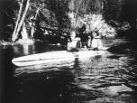 (4/20): Brda - Marian i Wojtek radzą sobie przy -14 mrozie.<br>1984-02