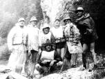 (7/27): Dunajec - nasza grupka.<br>1988-06