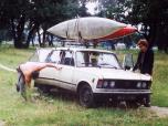(10/16): Soła - Polski Fiat 125 p Dobrze nadaje się do transportu kajaków.<br>1991-08