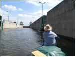 (57/117): Malowniczo prezentowała się śluza Smolice.<br>2008-04-29