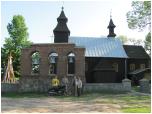 (2/91): Pierwszego dnia uczestnicy mogli zwiedzić drewniany kościółek św. Doroty zbudowany w 1775 r.<br>2011-05-19