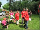 (89/91): Organizatorzy oczekują na uczestników spływu.<br>2011-05-22