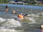 (33/81): Dunajec, na trasie slalomu zwyci瞛cy kategorii K2 w mikstach<br>2015-06-05