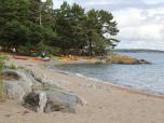 (42/53): na wyspie Askö jest nawet piaszczysta plaża, jak to nad Bałtykiem<br>2016-08-19