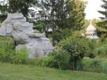 (13/80): Pomnik Wojny Ojczyźnianej w Dolinie<br>2016-07-21