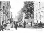 (1/13): Ulica Cyganka Włocławek<br>fot. b. Sztejner, 1891-1898 <br>Widok od ulicy Nowej (ob. 3 Maja) w kierunku kościoła św. Witalisa, widocznego w tle.